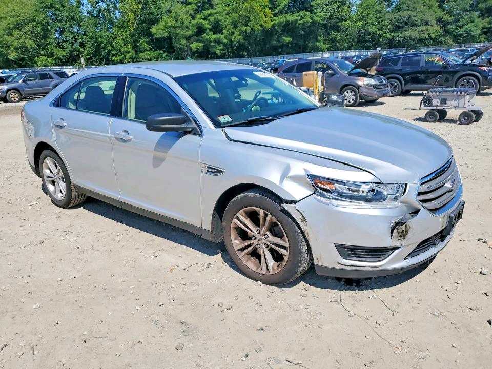 Car Image 2018 FORD TAURUS