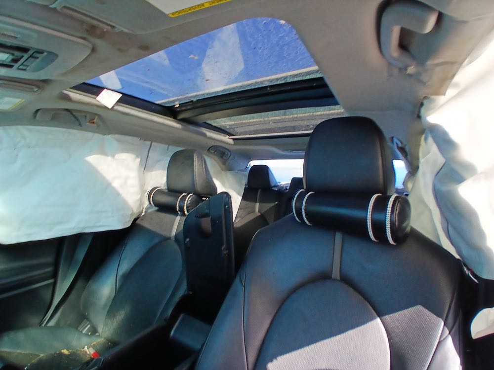 Car Image 2021 TOYOTA CAMRY