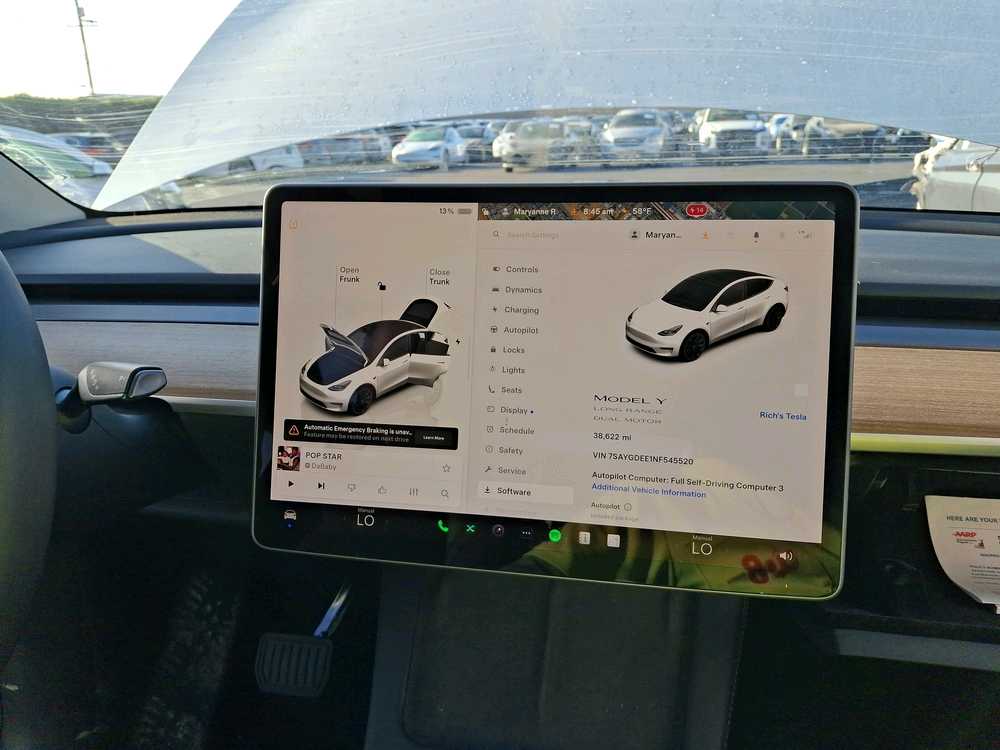 Car Image 2022 TESLA Model Y