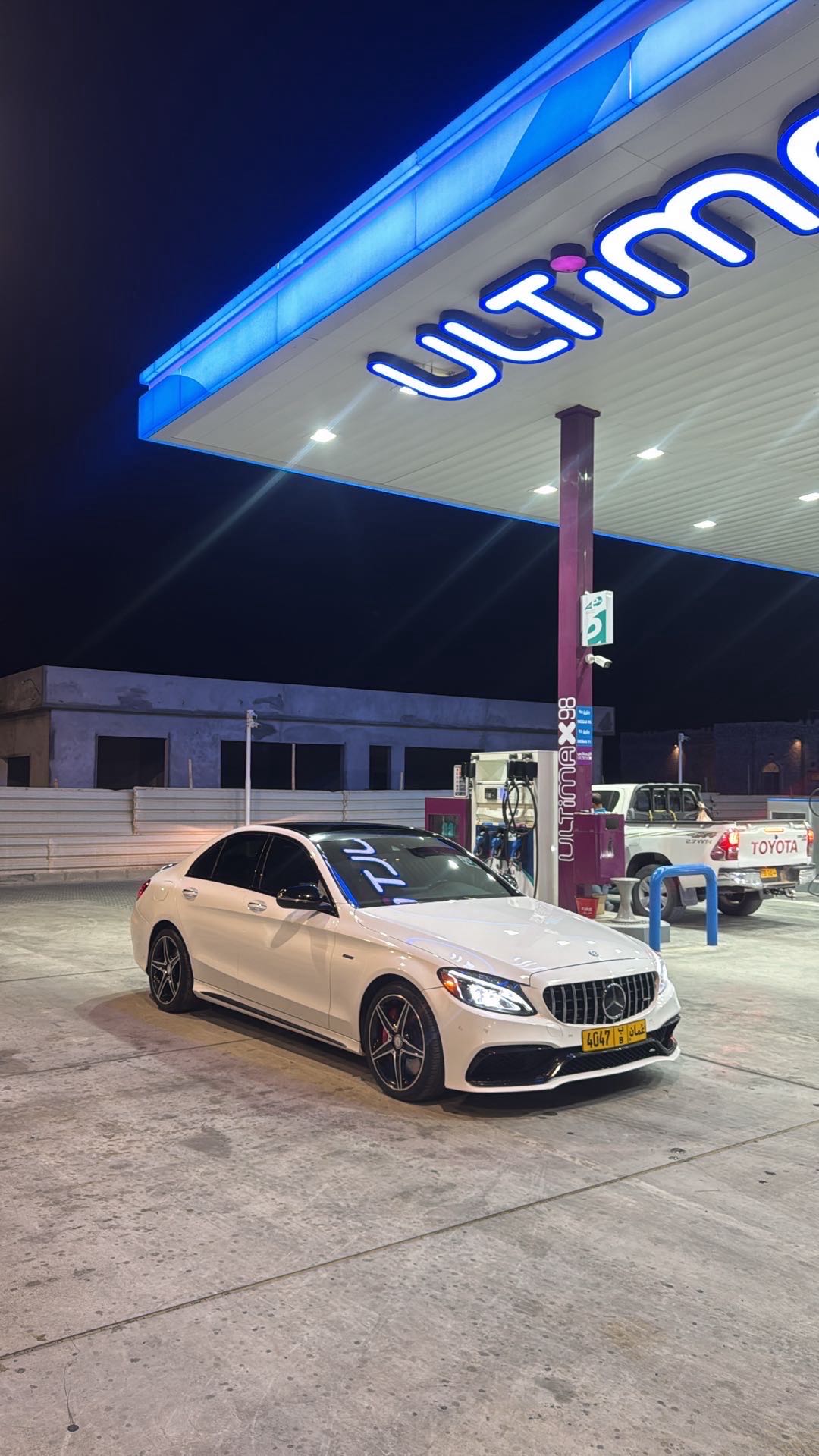 Car Image 2016 MERCEDES C Class 43