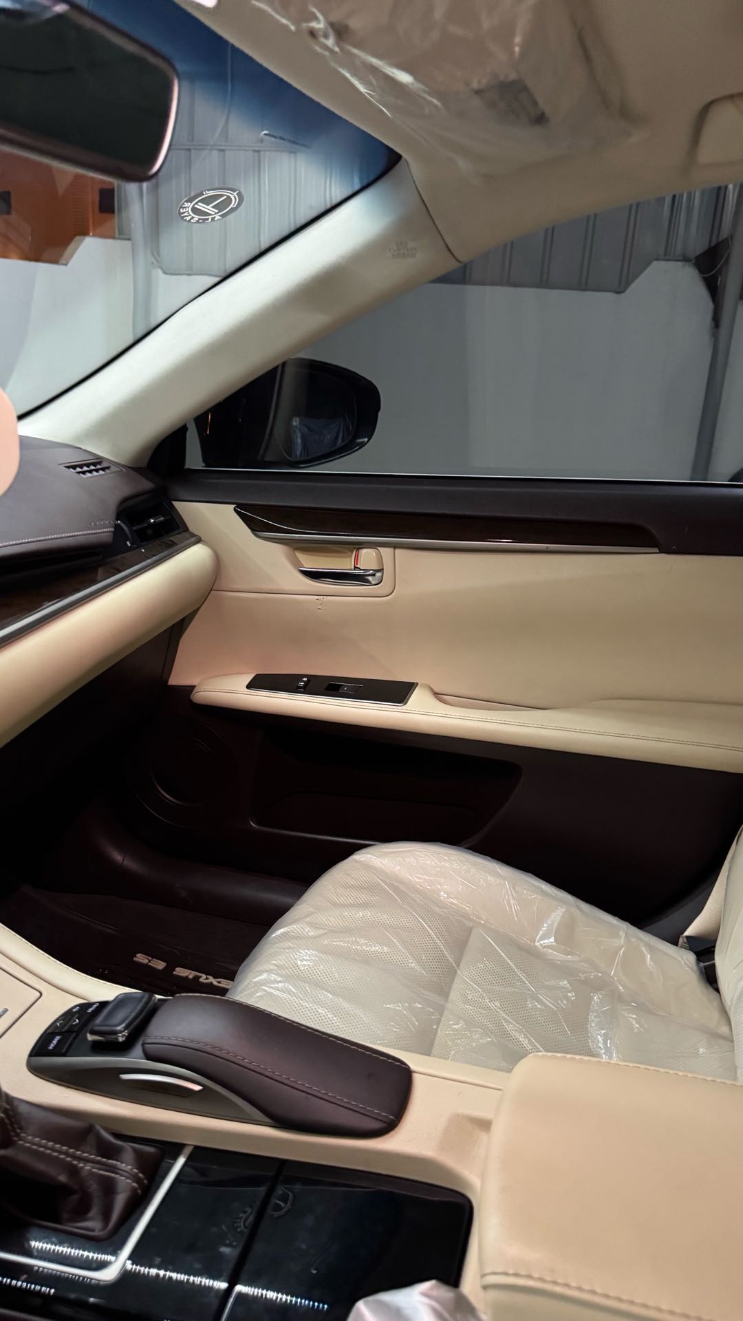 Car Image 2017 LEXUS ES 350