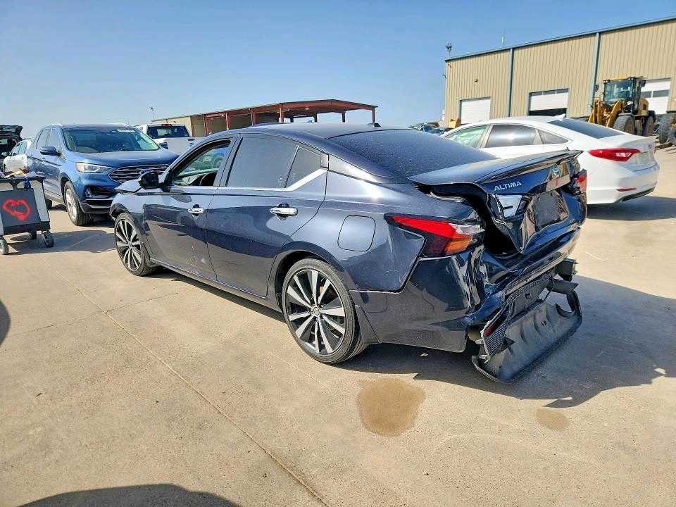 Car Image 2019 NISSAN ALTIMA
