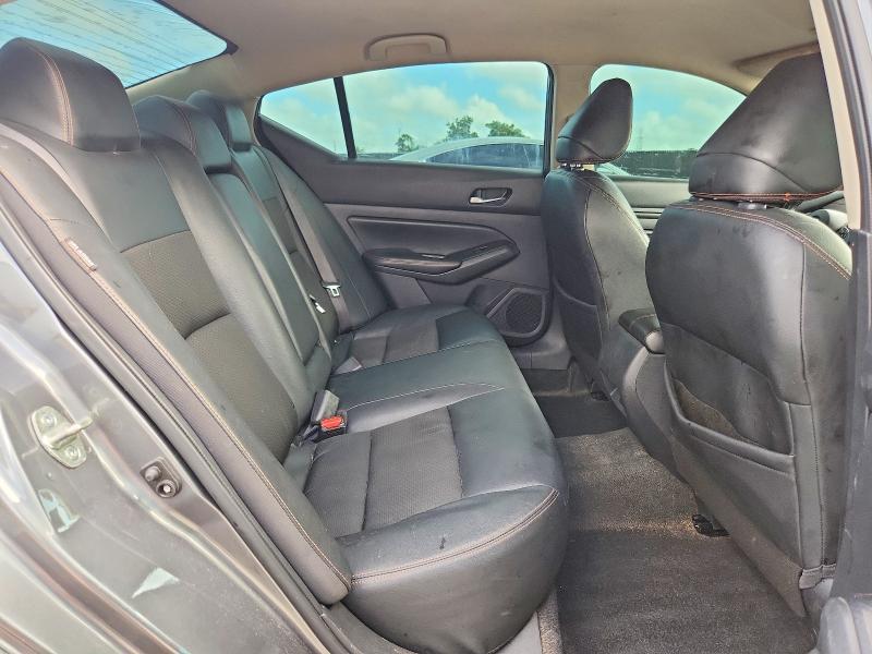 Car Image 2019 NISSAN ALTIMA