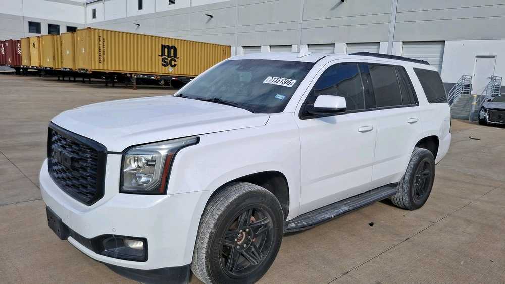 Car Image 2019 GMC YUKON