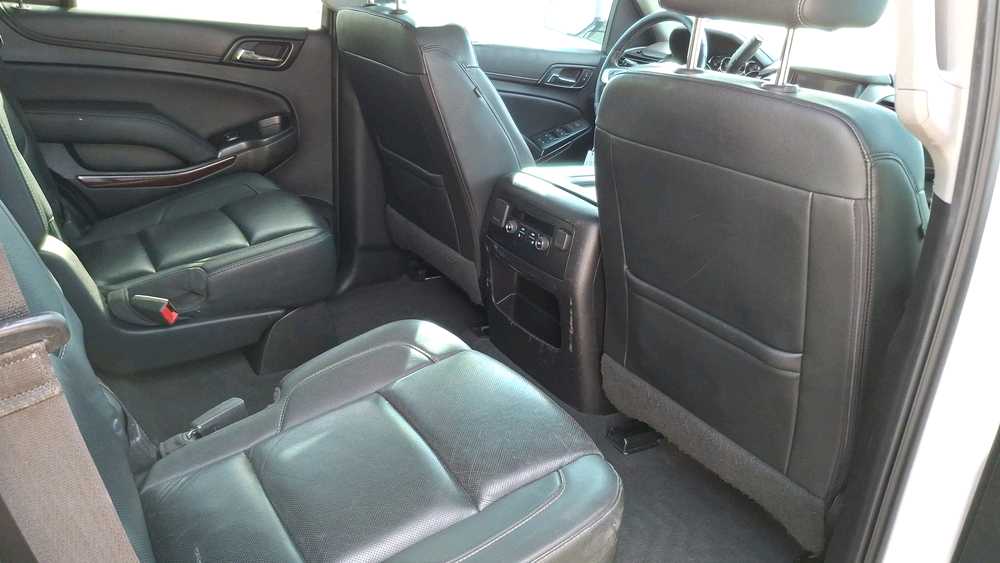 Car Image 2019 GMC YUKON