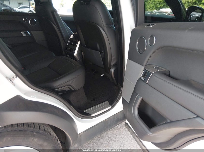 Car Image 2020 LAND ROVER SPORT