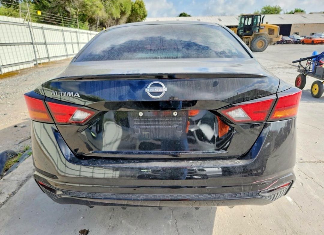 Car Image 2023 NISSAN ALTIMA