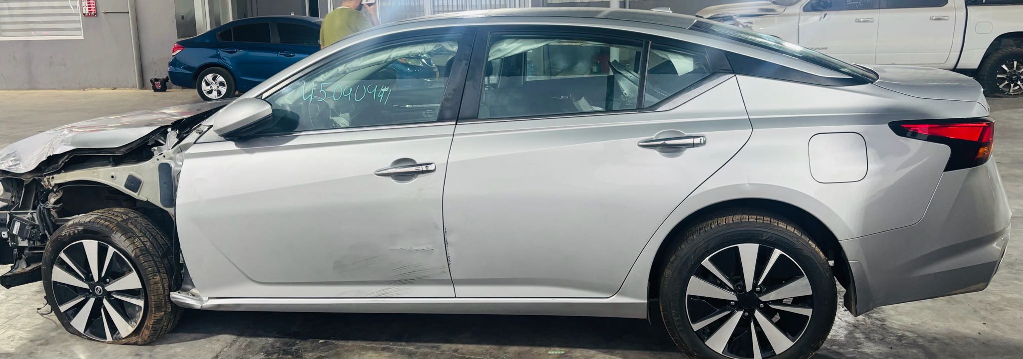 Car Image 2021 NISSAN ALTIMA