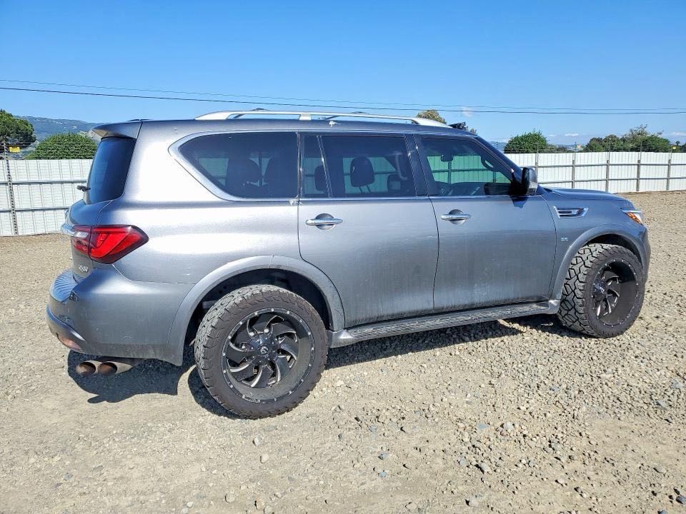 Car Image 2018 INFINITI QX80
