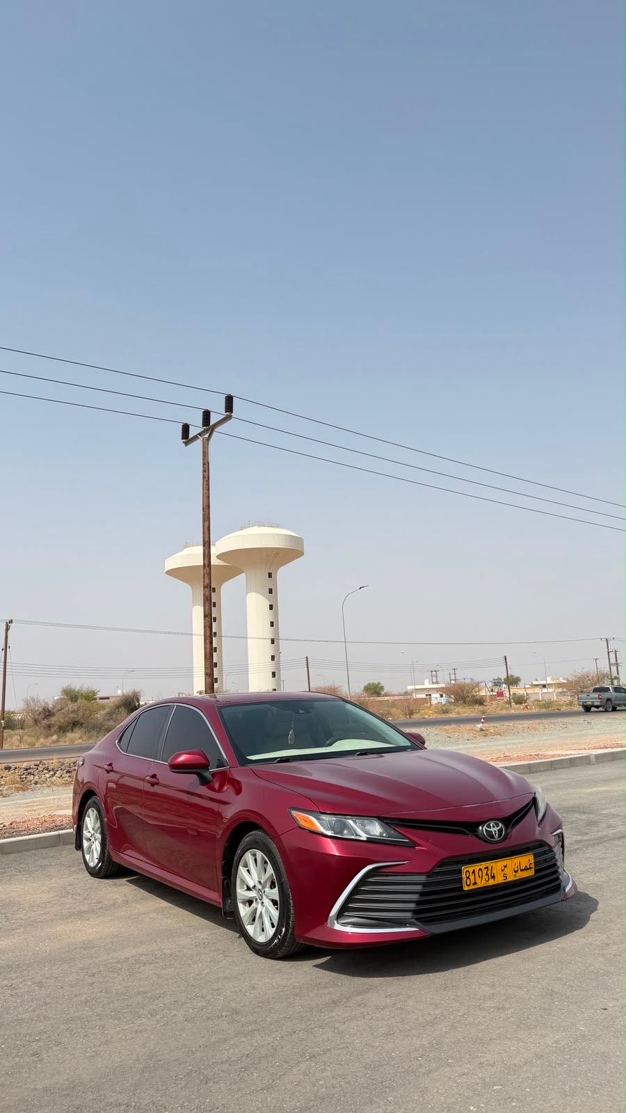 Car Image 2020 TOYOTA CAMRY LE