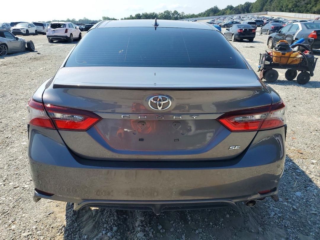 Car Image 2022 TOYOTA CAMRY