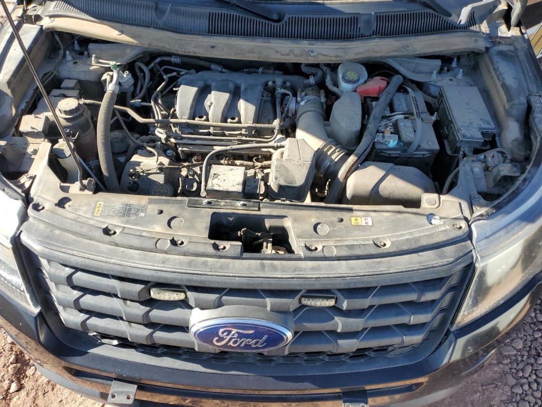 Car Image 2019 FORD EXPLORER