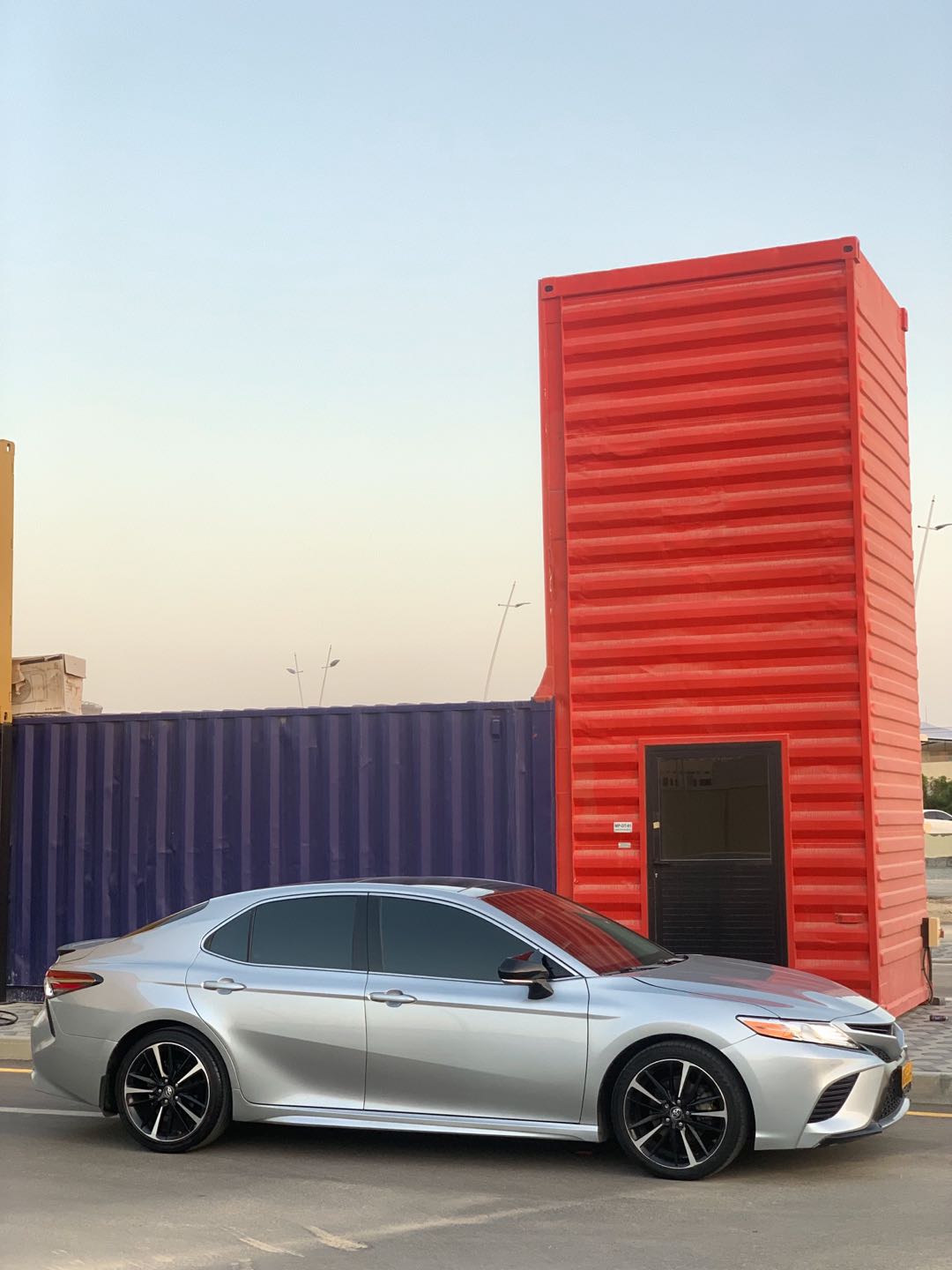 Car Image 2018 TOYOTA CAMRY XSE