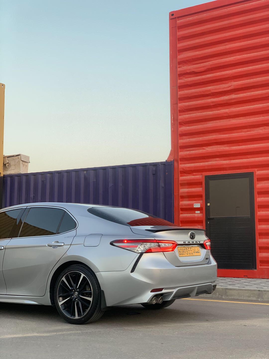 Car Image 2018 TOYOTA CAMRY XSE