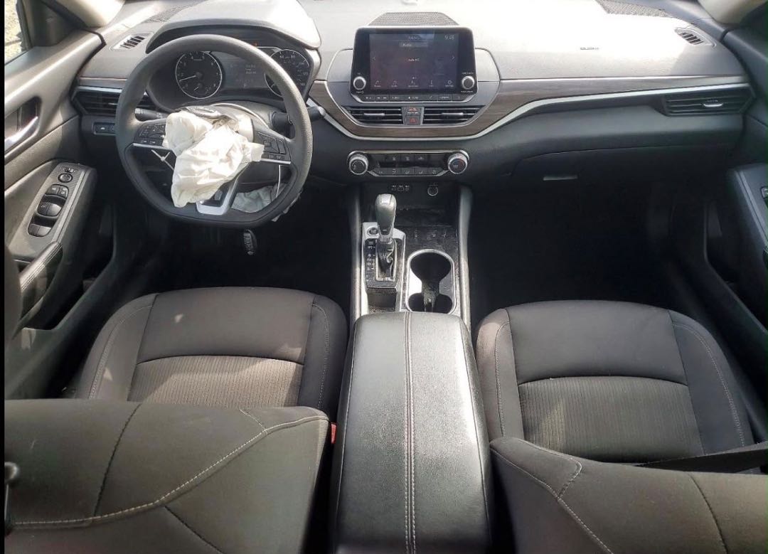 Car Image 2024 NISSAN ALTIMA
