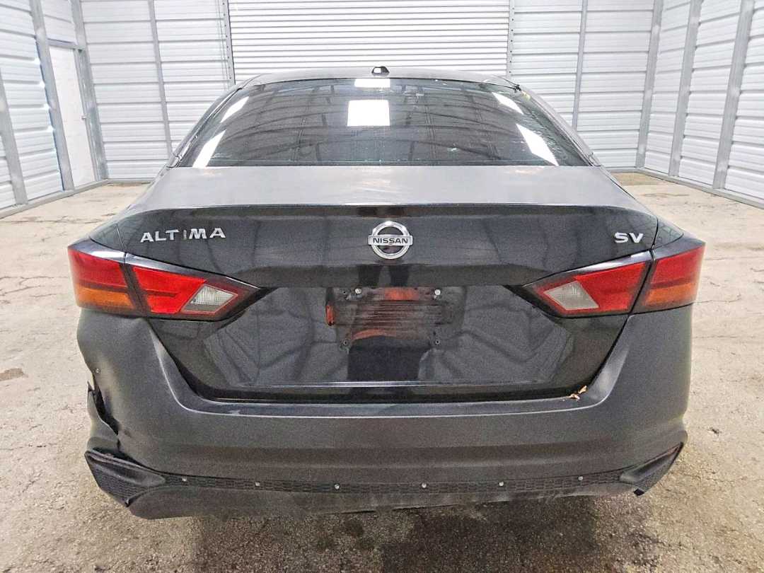 Car Image 2021 NISSAN ALTIMA