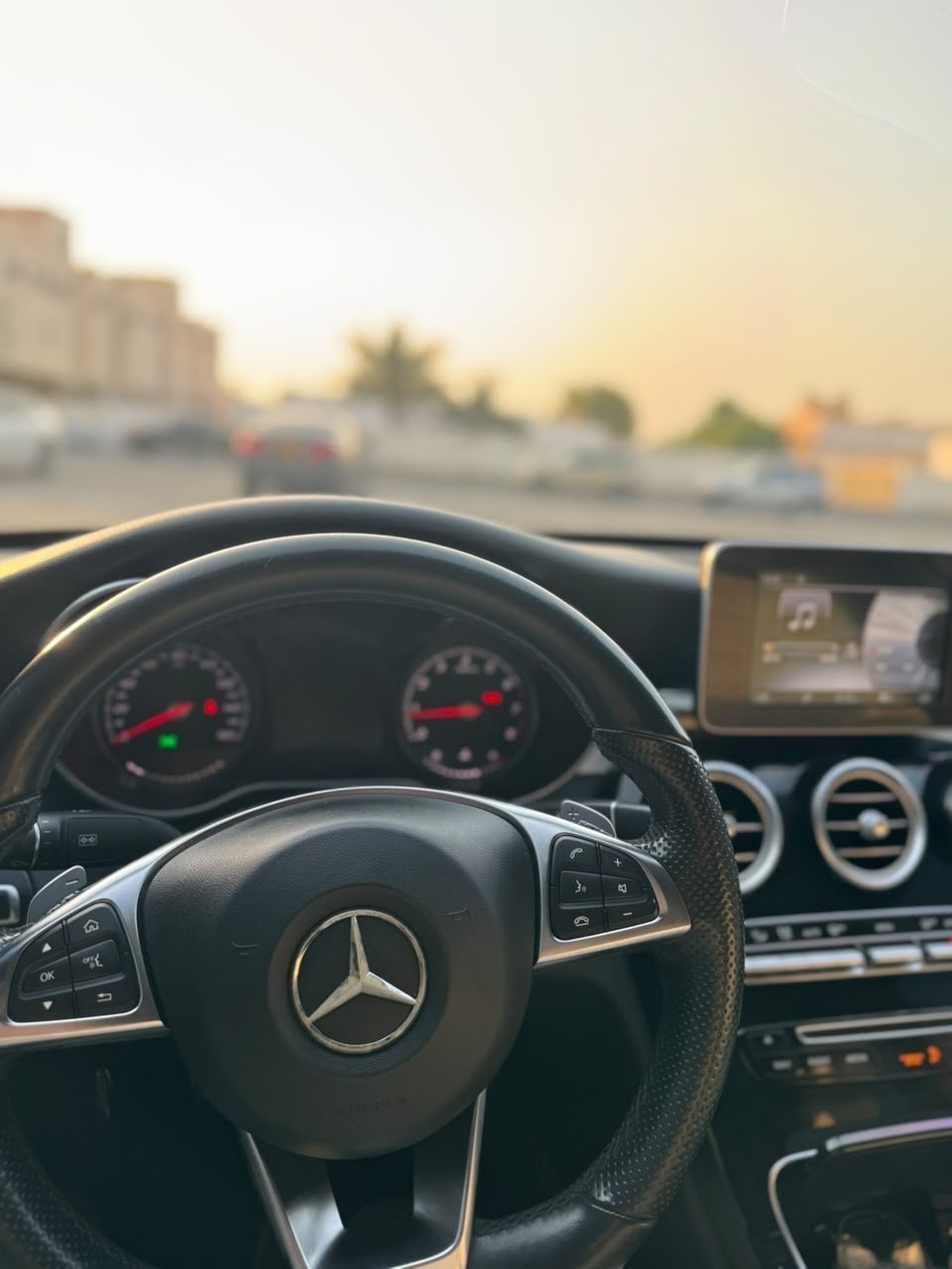 Car Image 2018 MERCEDES C Class 300