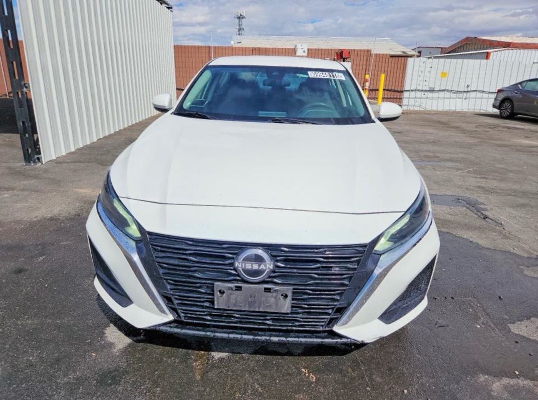 Car Image 2023 NISSAN ALTIMA