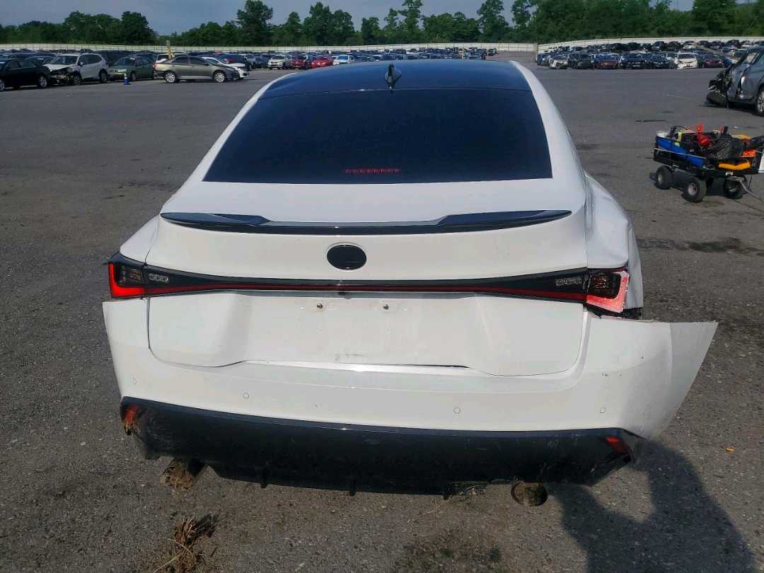 Car Image 2022 LEXUS IS