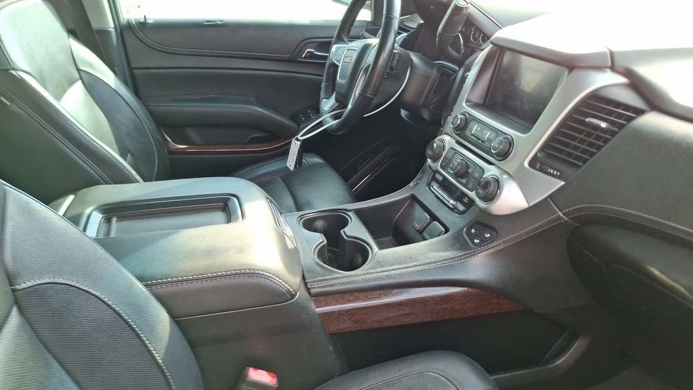 Car Image 2019 GMC YUKON