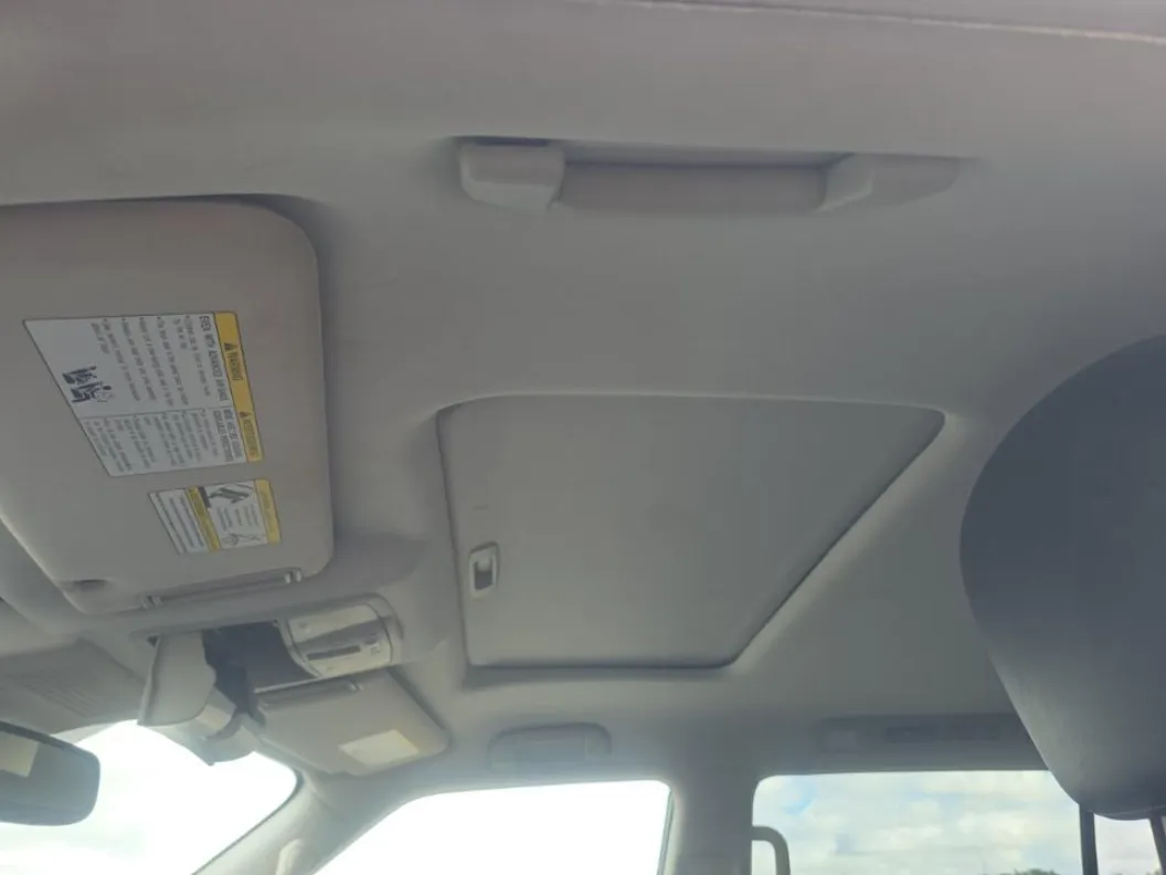 Car Image 2018 NISSAN ARMADA