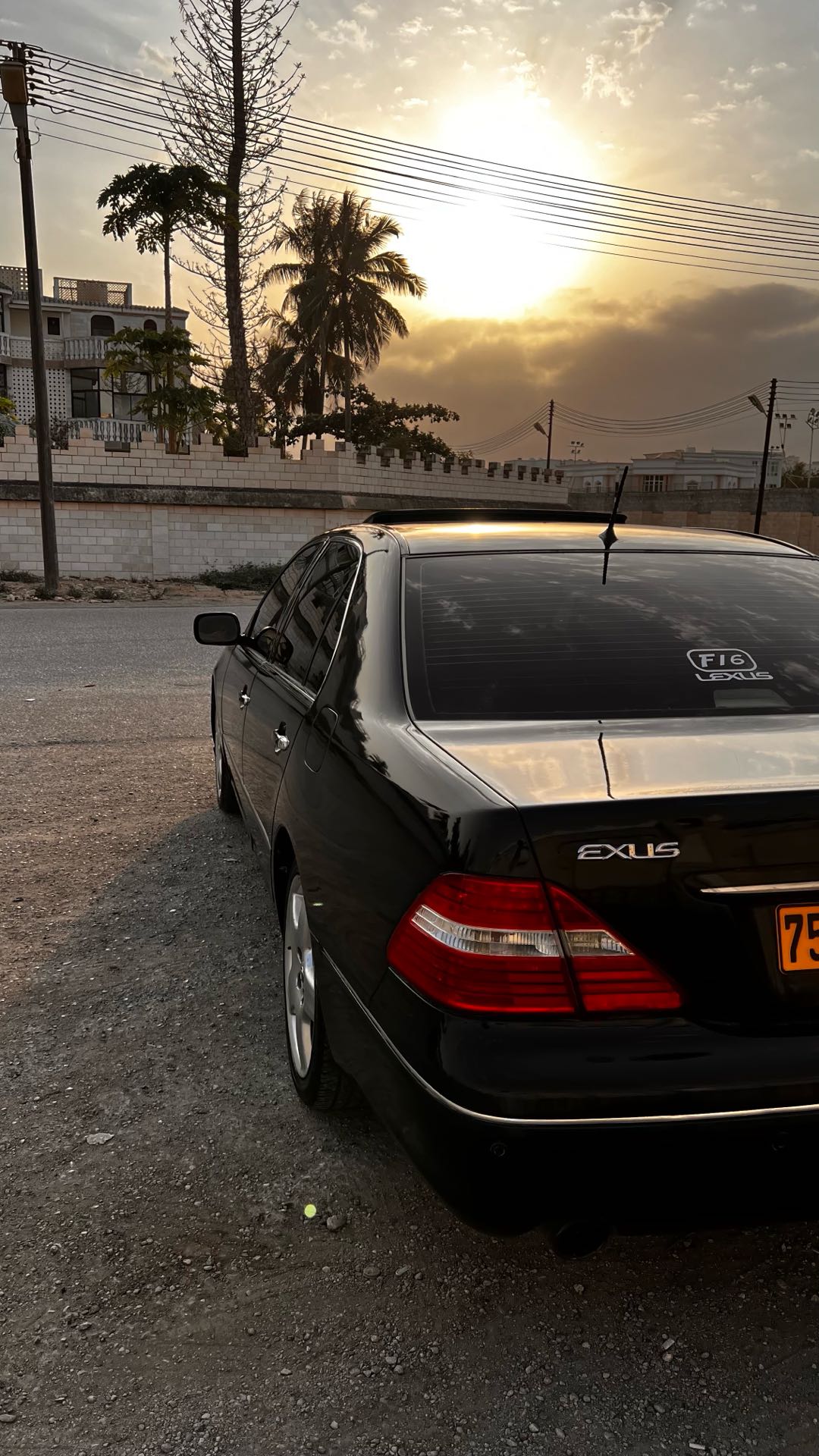 Car Image 2004 LEXUS LS 430