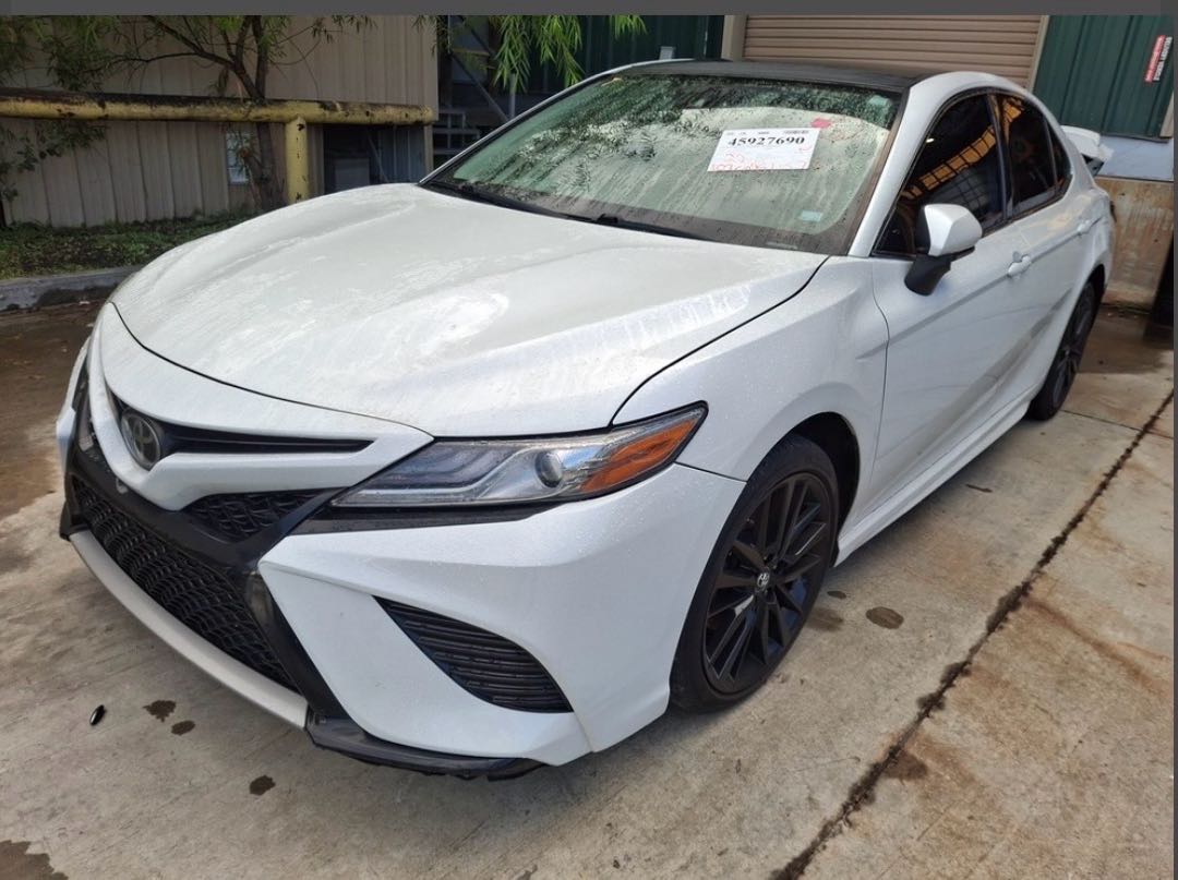 Car Image 2019 TOYOTA CAMRY