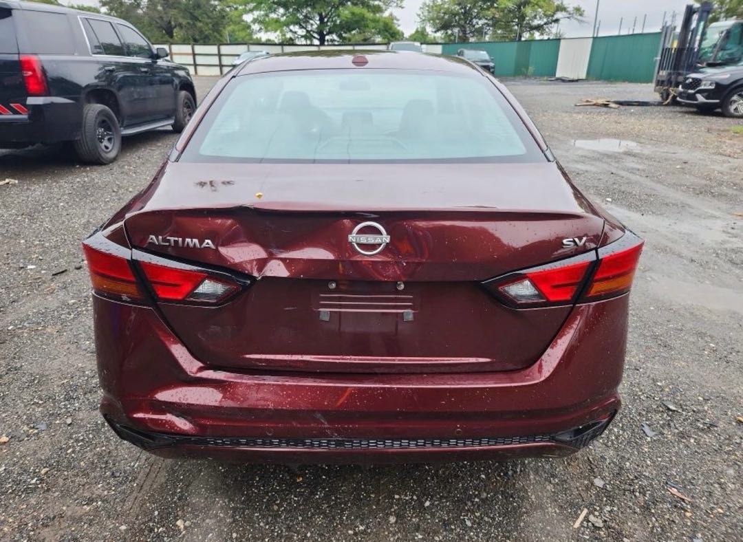 Car Image 2024 NISSAN ALTIMA