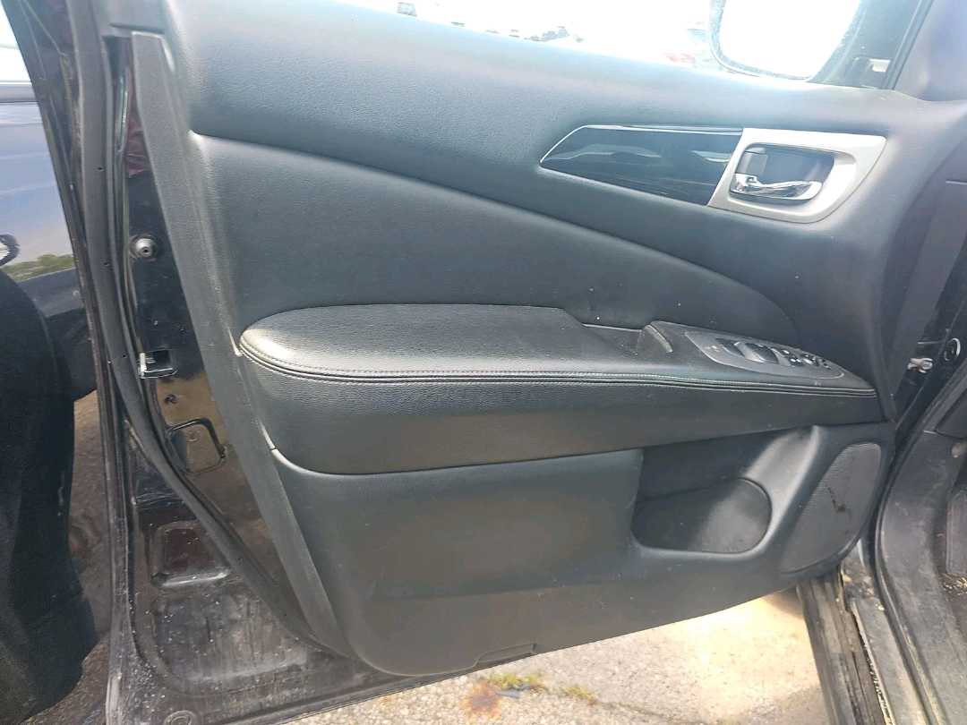 Car Image 2019 NISSAN PATHFINDER