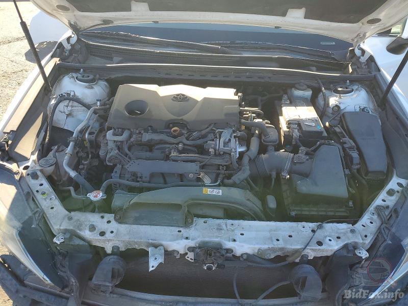Car Image 2019 TOYOTA CAMRY