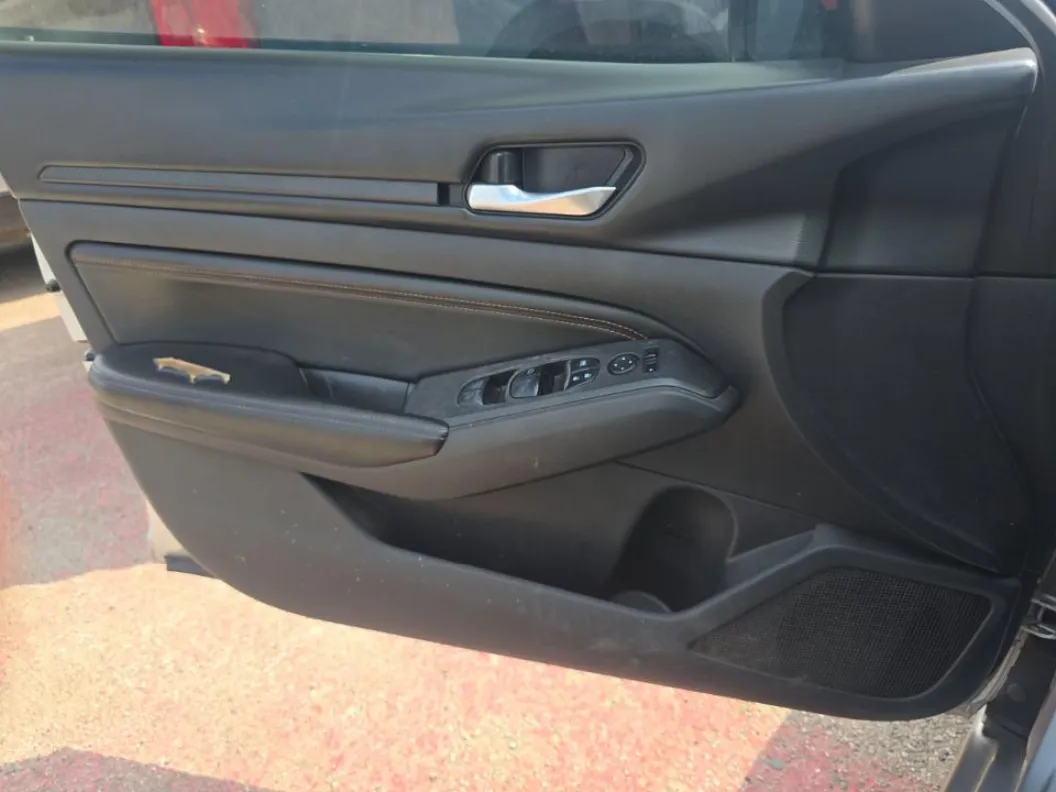 Car Image 2019 NISSAN ALTIMA