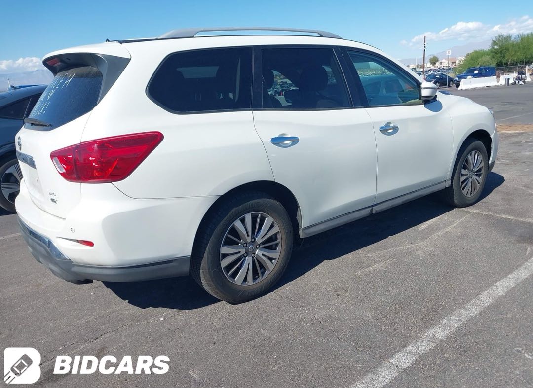 Car Image 2018 NISSAN PATHFINDER