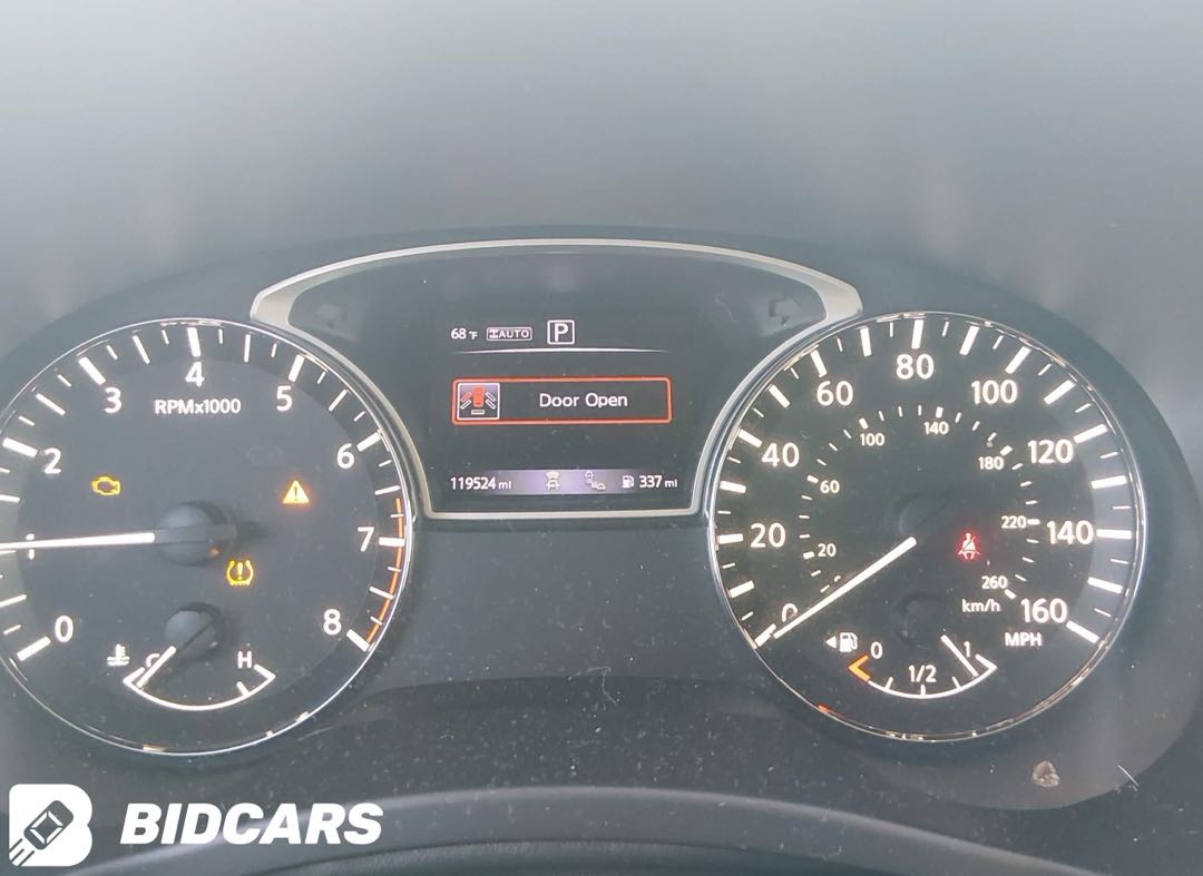 Car Image 2018 NISSAN PATHFINDER