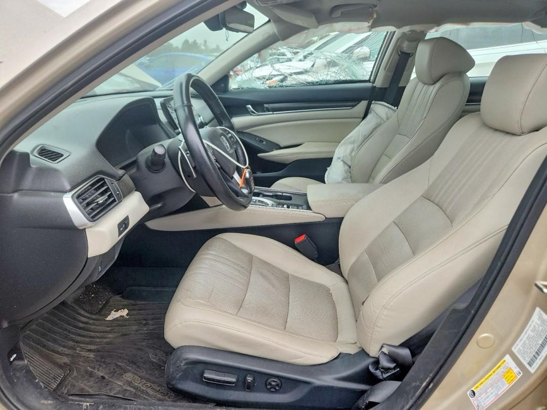 Car Image 2019 HONDA ACCORD