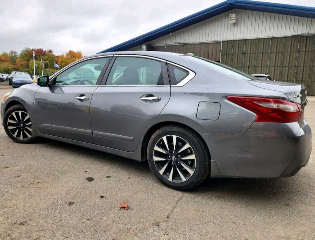 Car Image 2018 NISSAN ALTIMA
