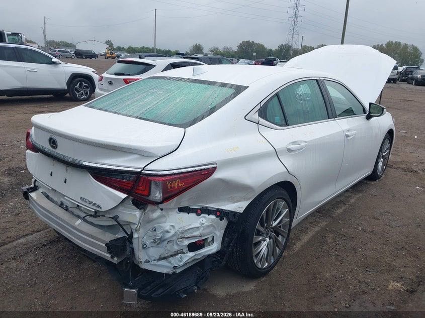 Car Image 2023 LEXUS ES