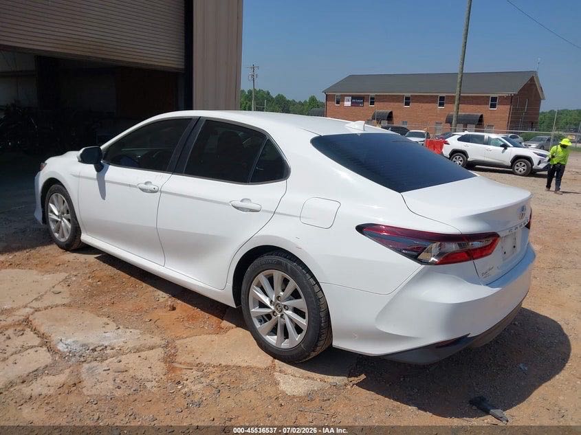 Car Image 2021 TOYOTA CAMRY