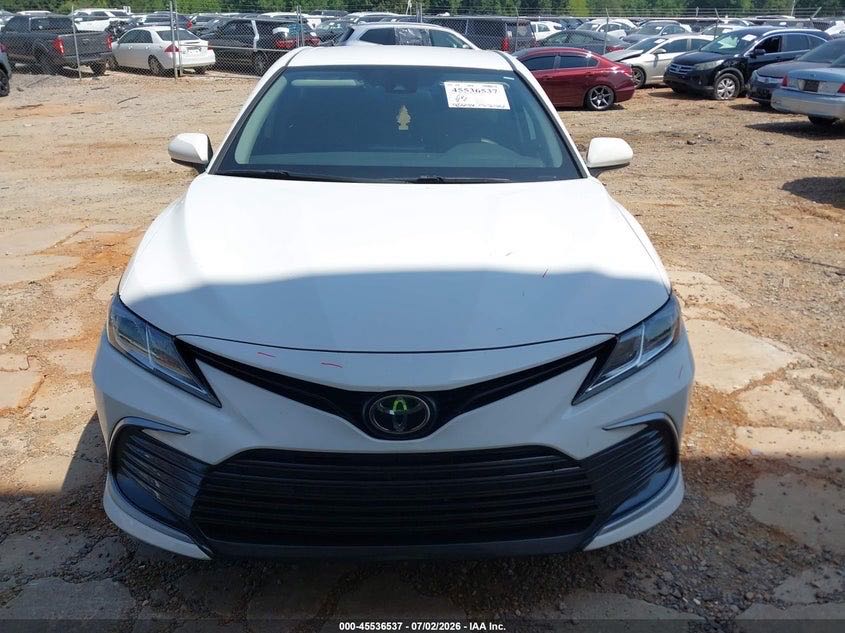 Car Image 2021 TOYOTA CAMRY