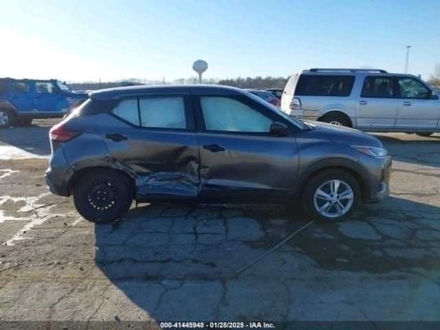 Car Image 2021 NISSAN KICKS