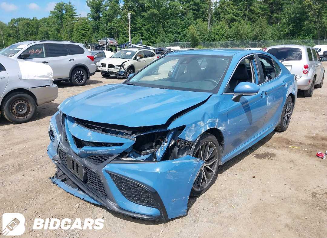 Car Image 2024 TOYOTA CAMRY