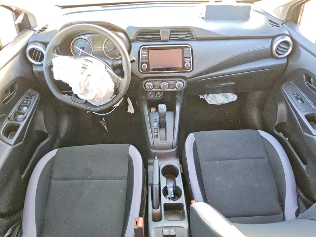 Car Image 2025 NISSAN VERSA