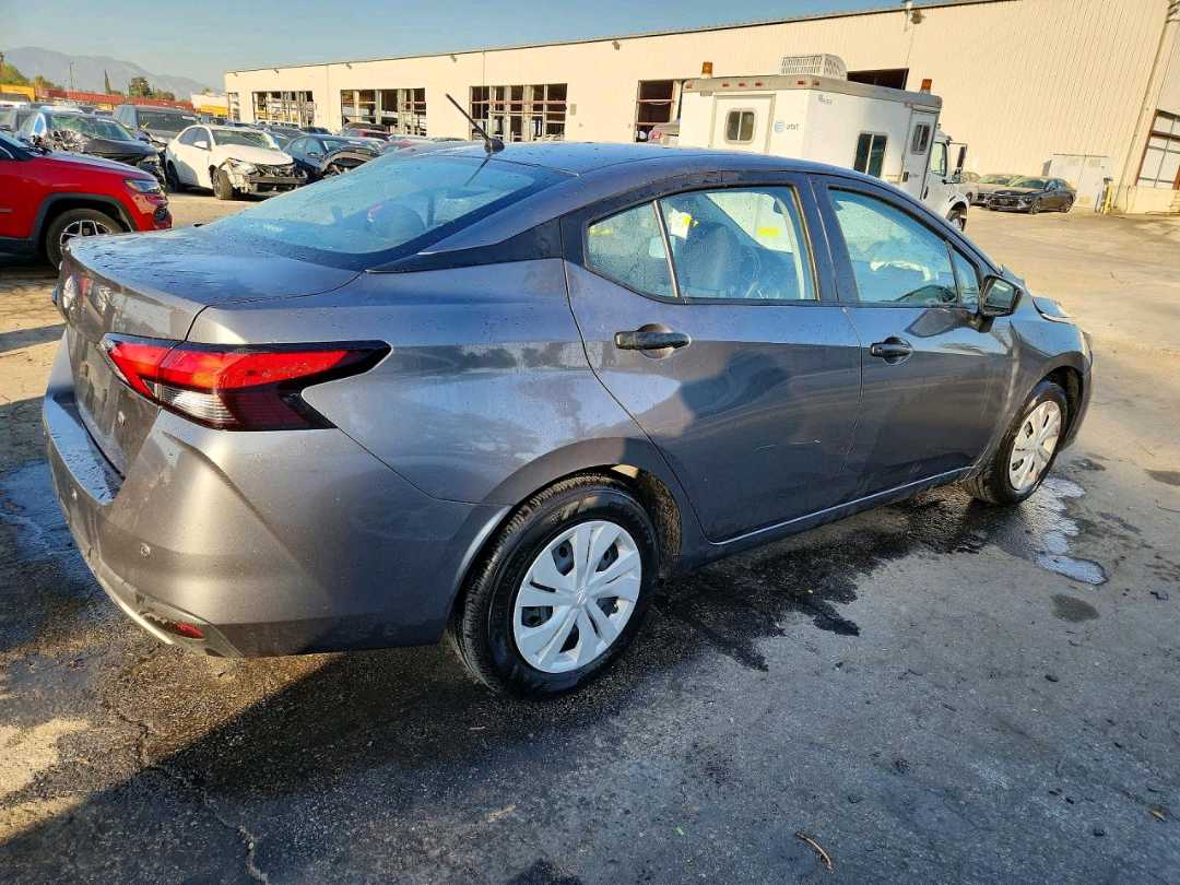 Car Image 2025 NISSAN VERSA