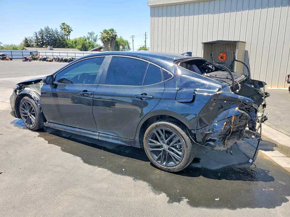 Car Image 2026 TOYOTA CAMRY