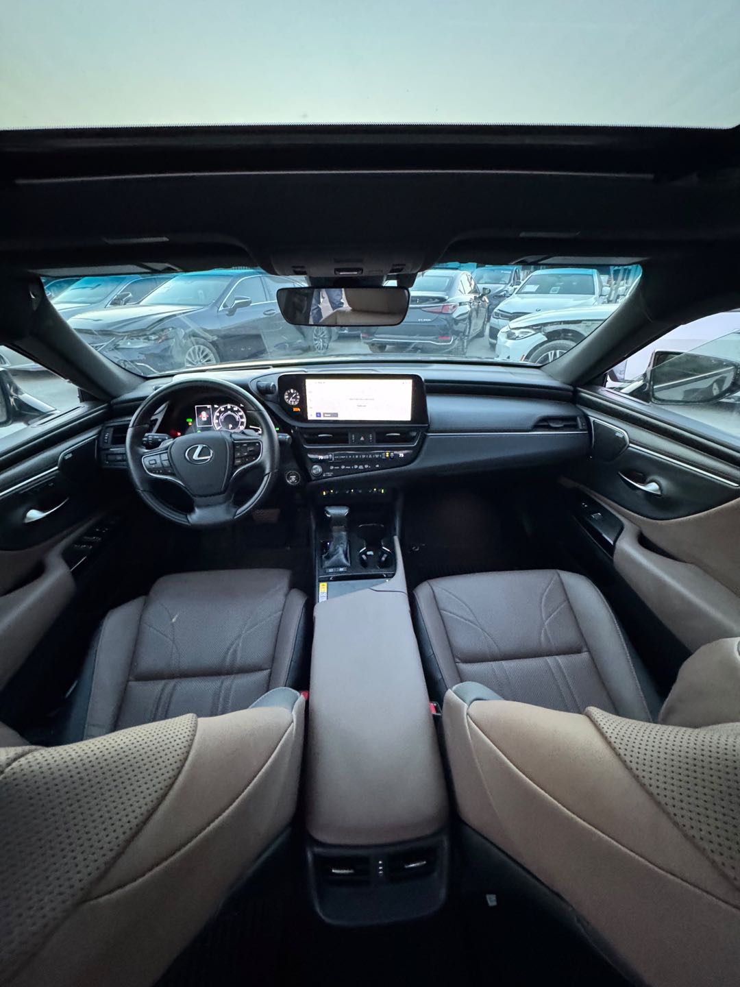 Car Image 2025 LEXUS ES