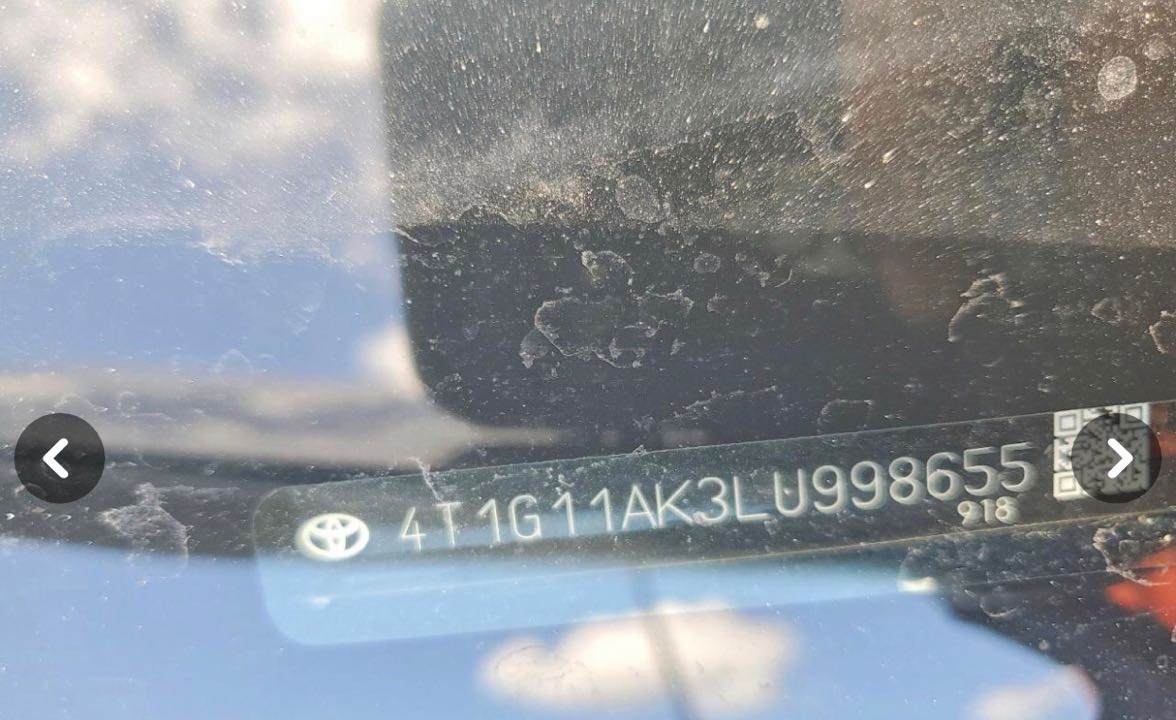 Car Image 2020 TOYOTA CAMRY