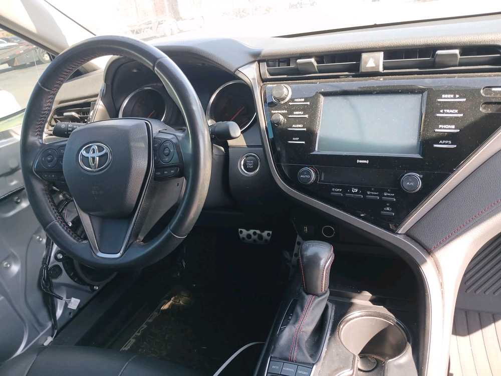 Car Image 2020 TOYOTA CAMRY