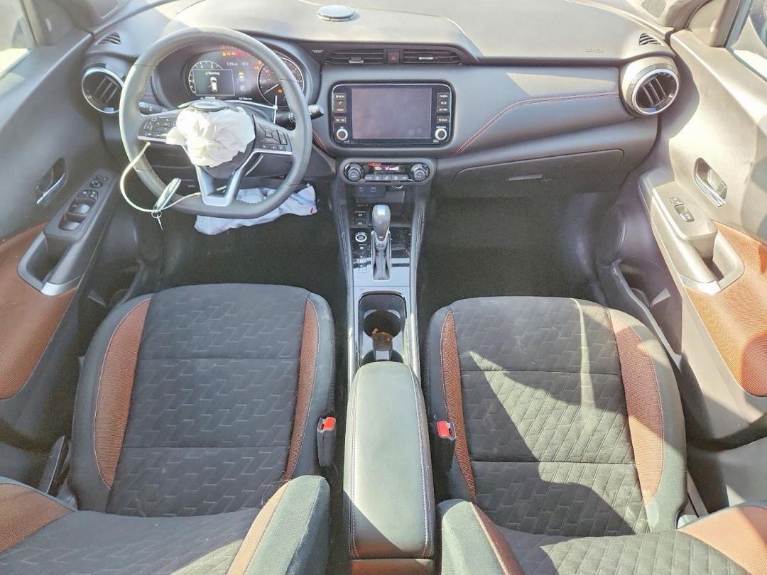 Car Image 2024 NISSAN KICKS