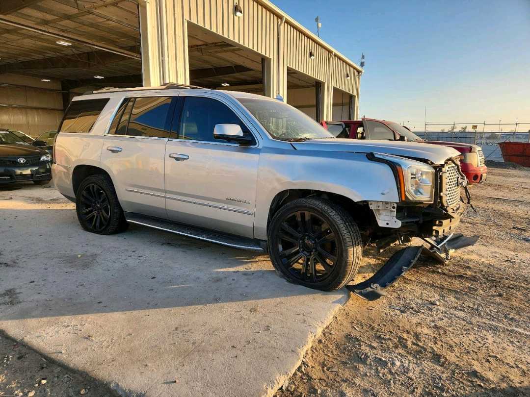 GMC YUKON Denali 2016