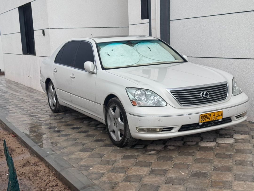 Car Image 2004 LEXUS LS 430