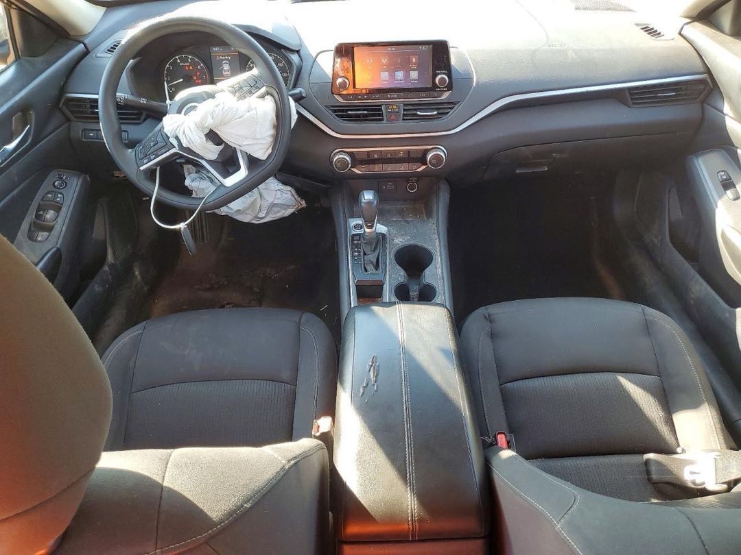 Car Image 2022 NISSAN ALTIMA